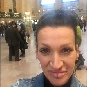 Meet your Posher, Melanie